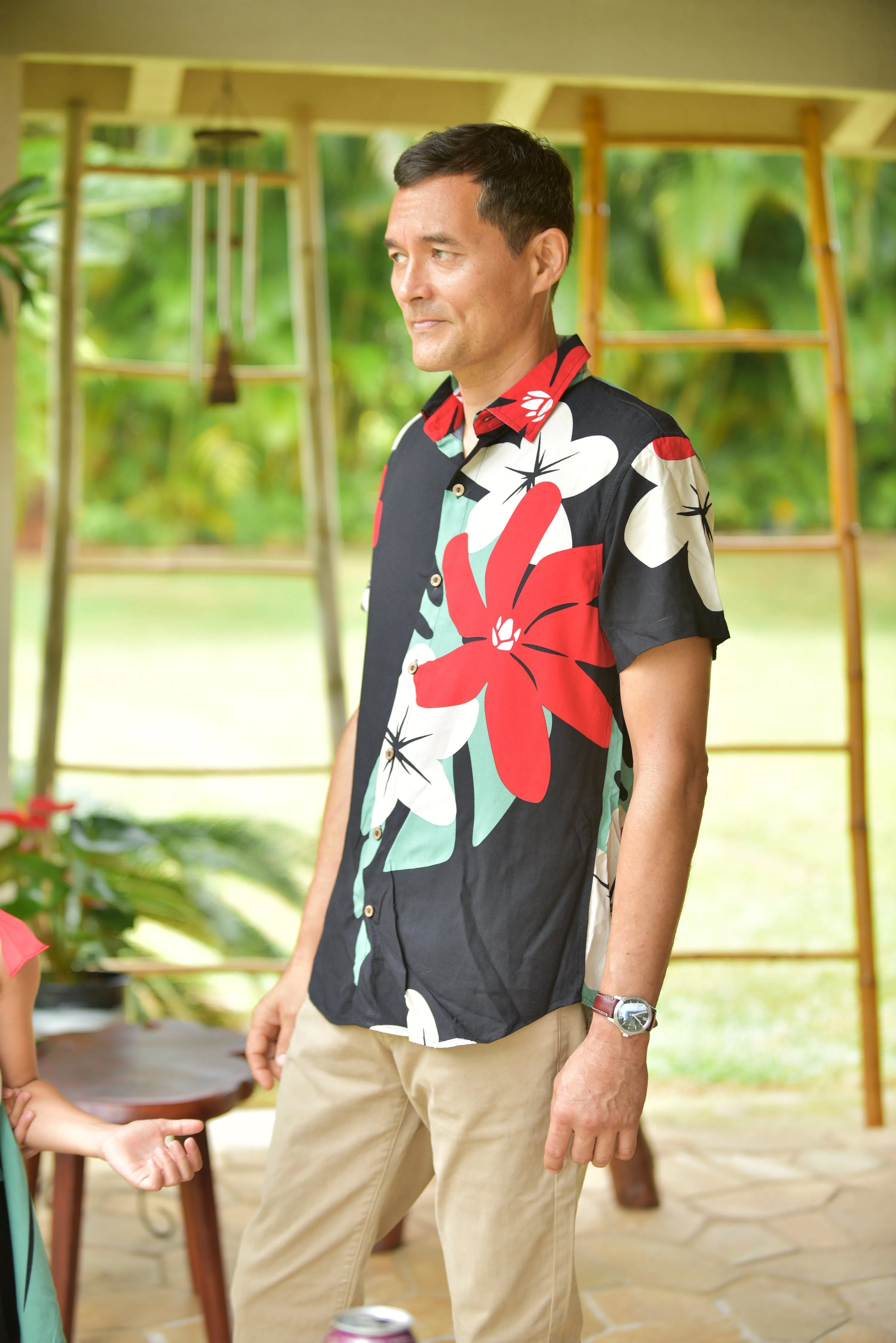 Cora Spearman Hawaii MENS Mod Aloha Black S/S "Kalani" Aloha Shirt