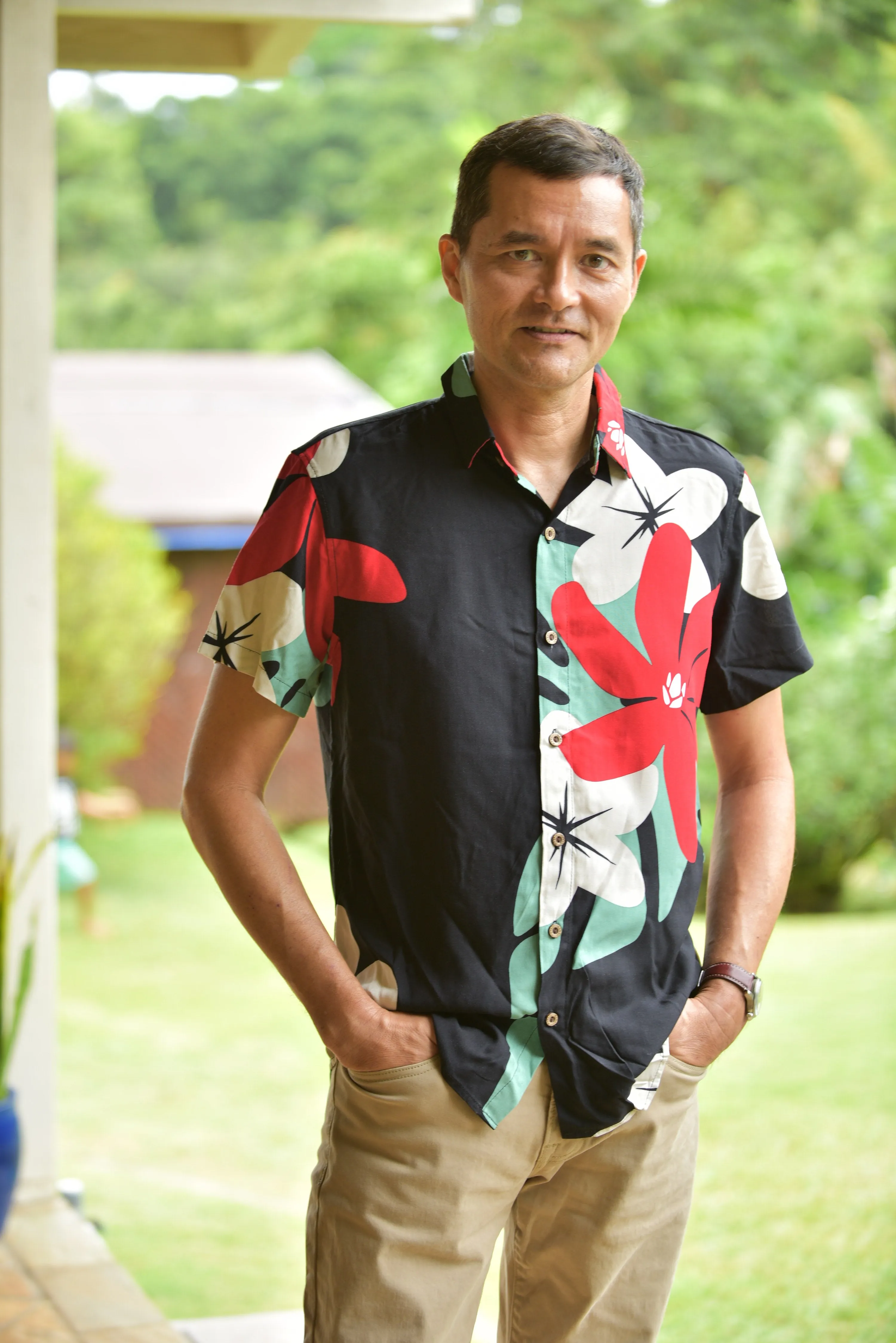 Cora Spearman Hawaii MENS Mod Aloha Black S/S "Kalani" Aloha Shirt