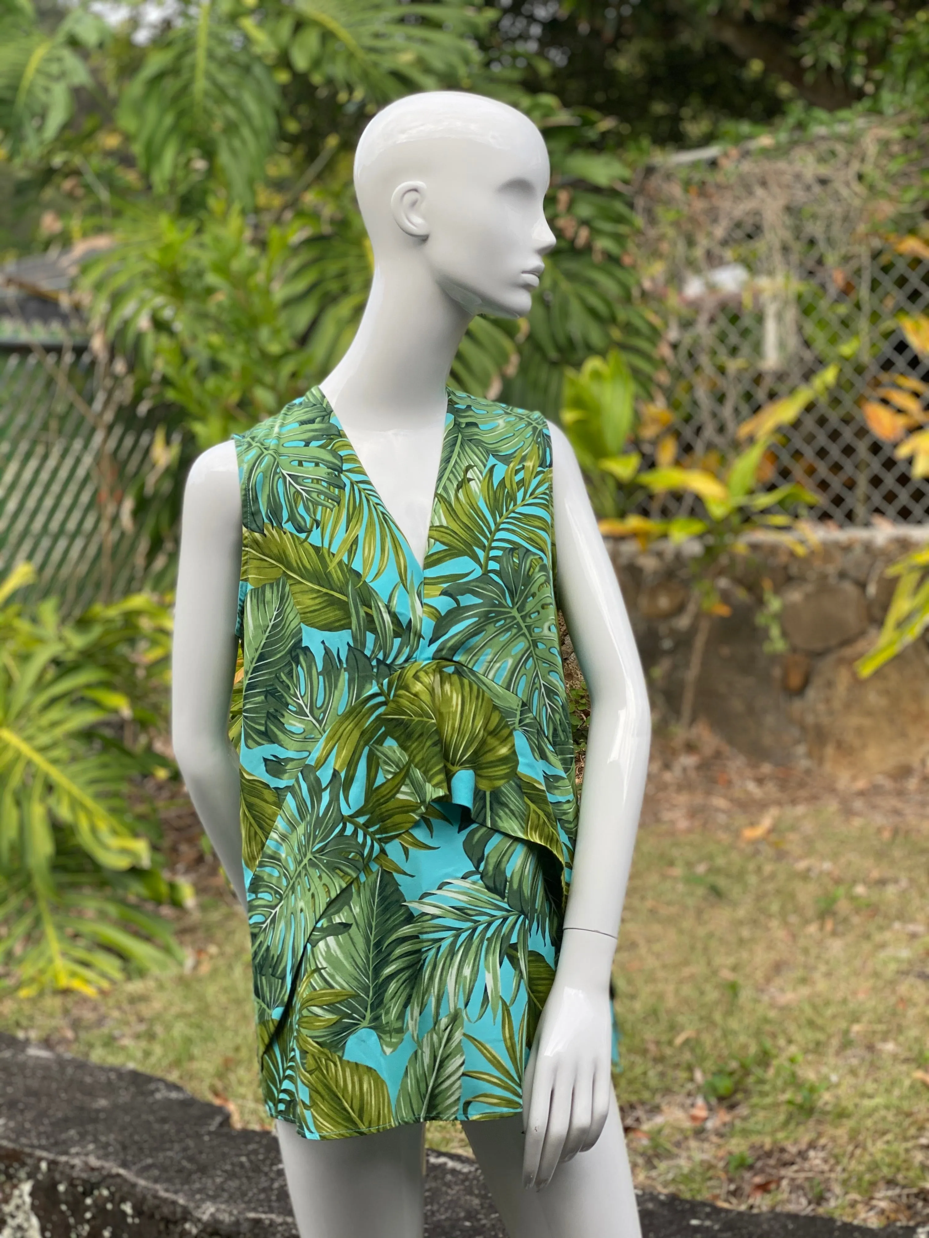Cora Spearman Hawaii WOMENS Monstera 21 Turquoise Asymmetrical Top 