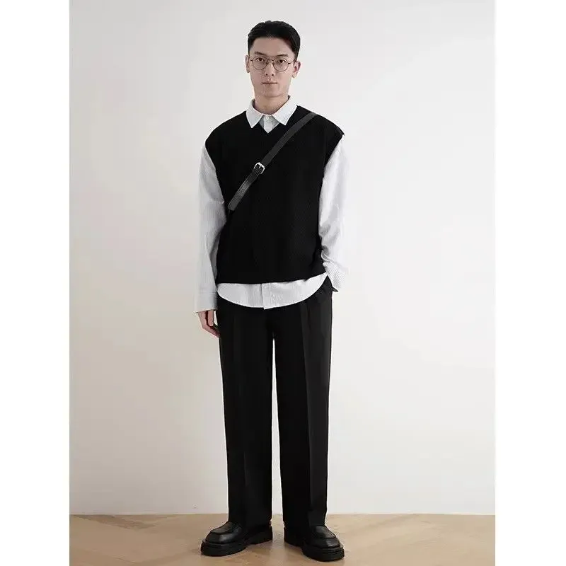 Early Autumn Simple Black V-neck Knitted Sweater Vest for Men Classic Fashion Harajuku Loose Casual All-match Inner Vest